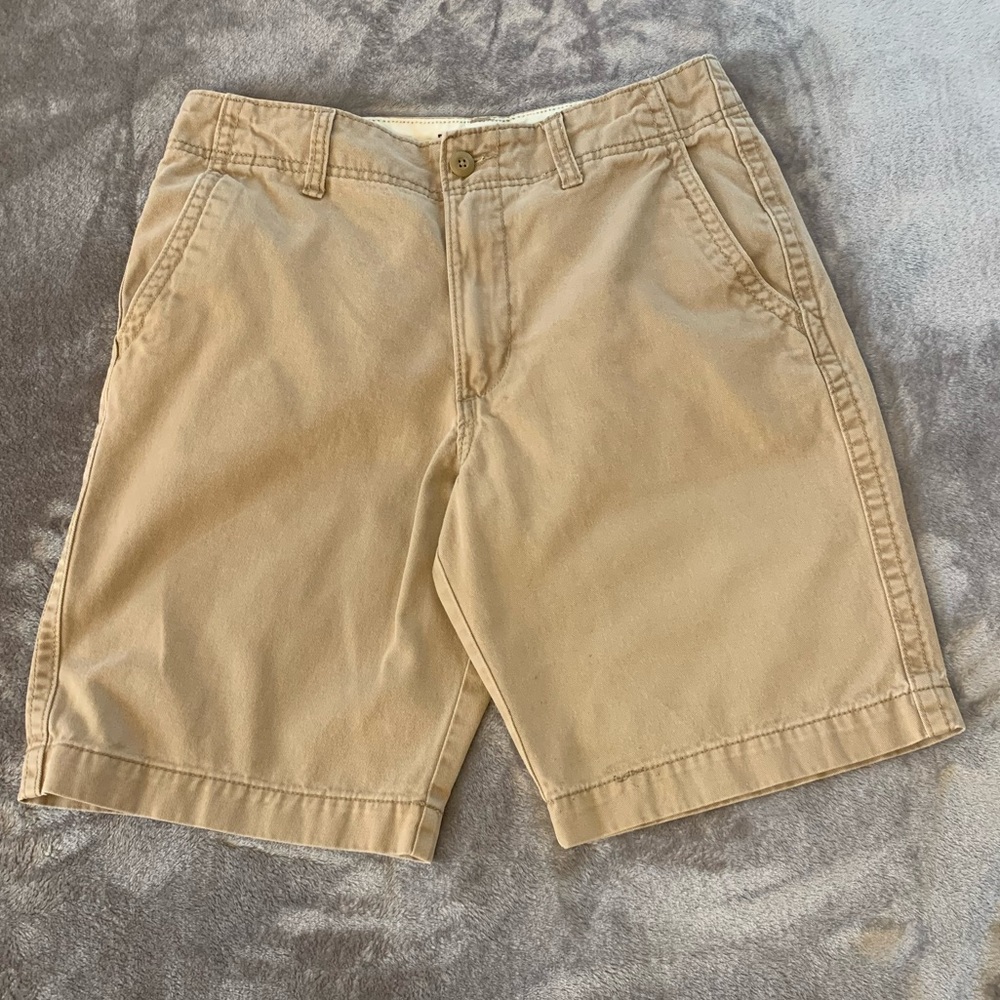 Sz 30 Old Navy Broken-in Khaki shorts